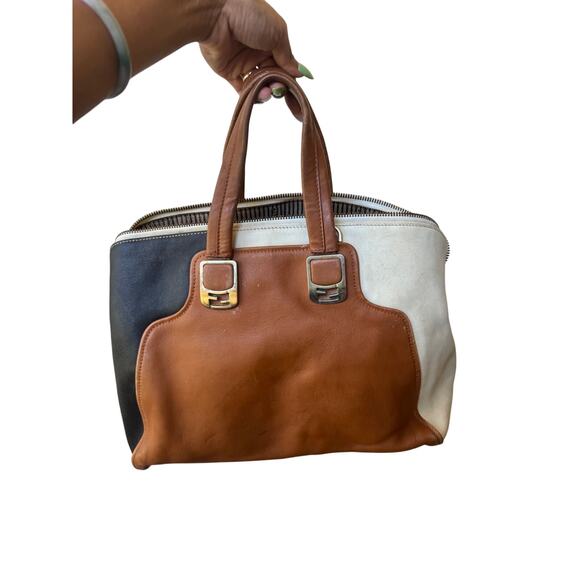 Vintage Fendi Chameleon Tote 8BL110-GVR – Tri-Color Calfskin – project - Picture 1 of 10